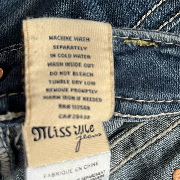 Miss Me boot cut jeans - Picture 9 of 11